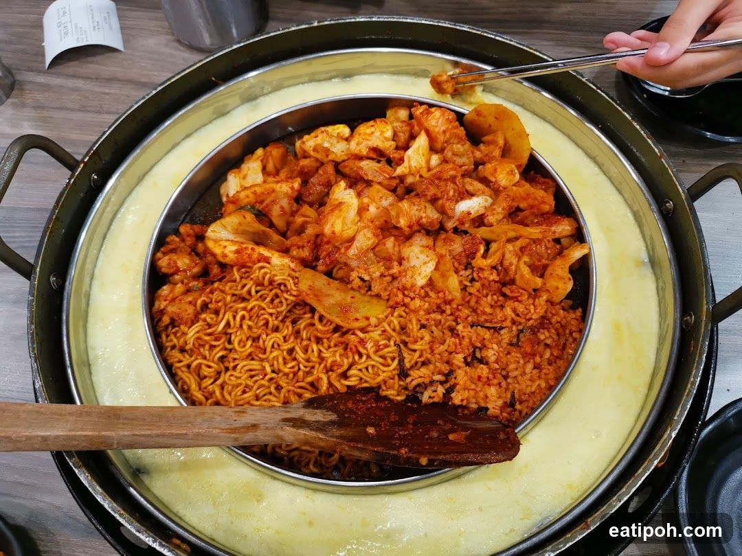 Food dish in a pot