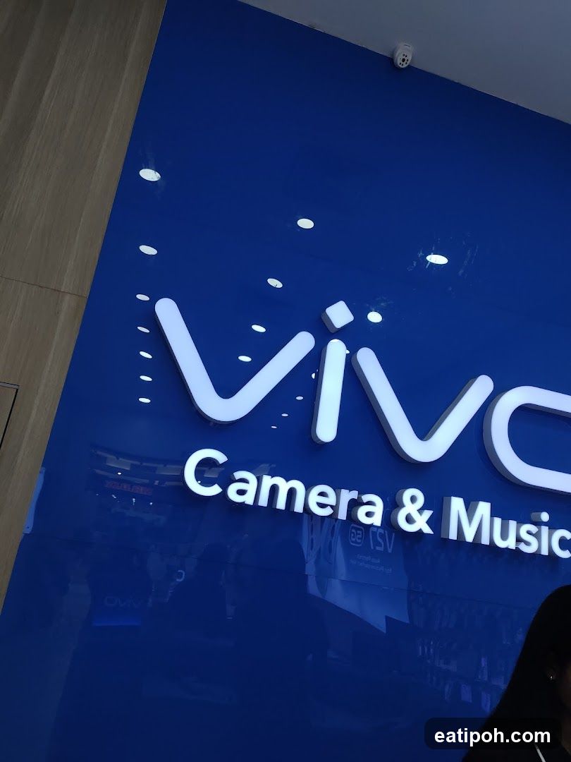 Vivo Store Signage