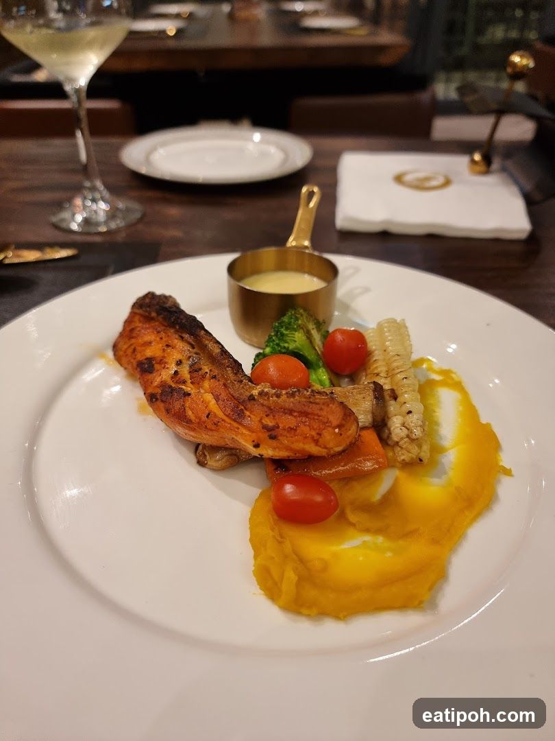 Restaurant Interior Dining Scene