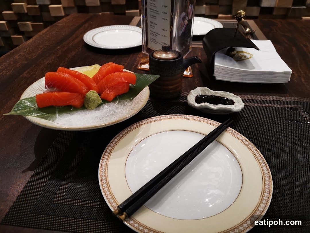 Restaurant Table Setting