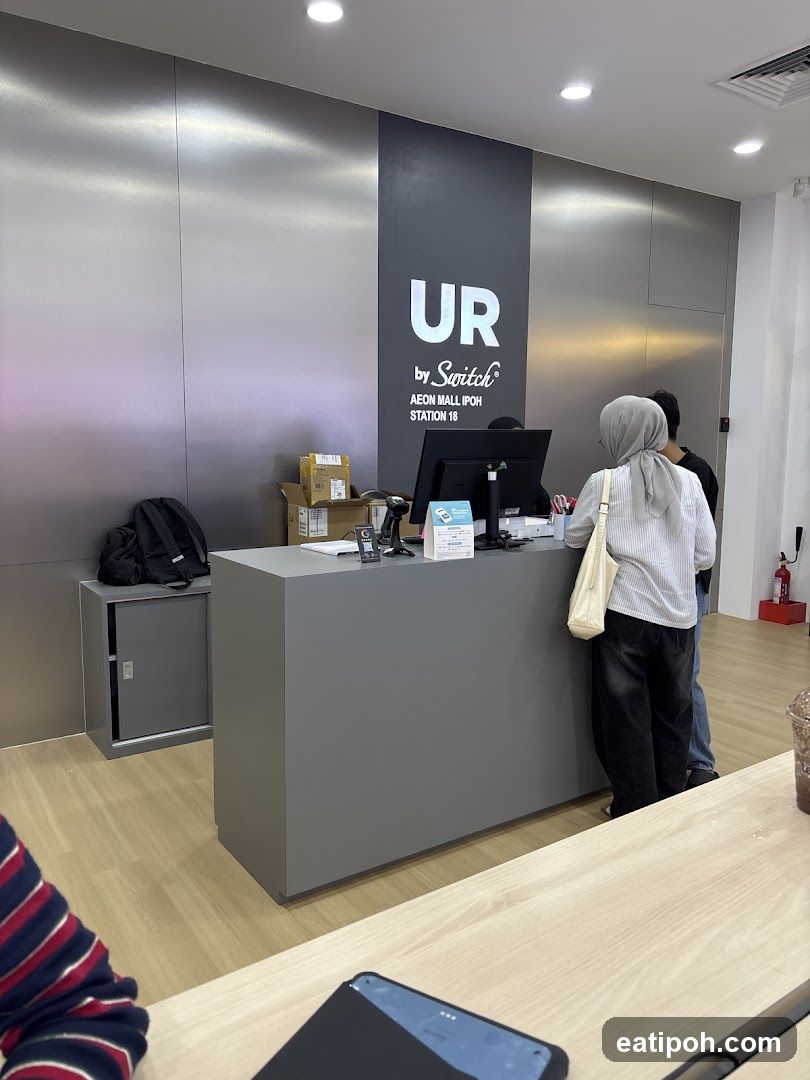 UR by Switch at Aeon Mall Ipoh Station 18