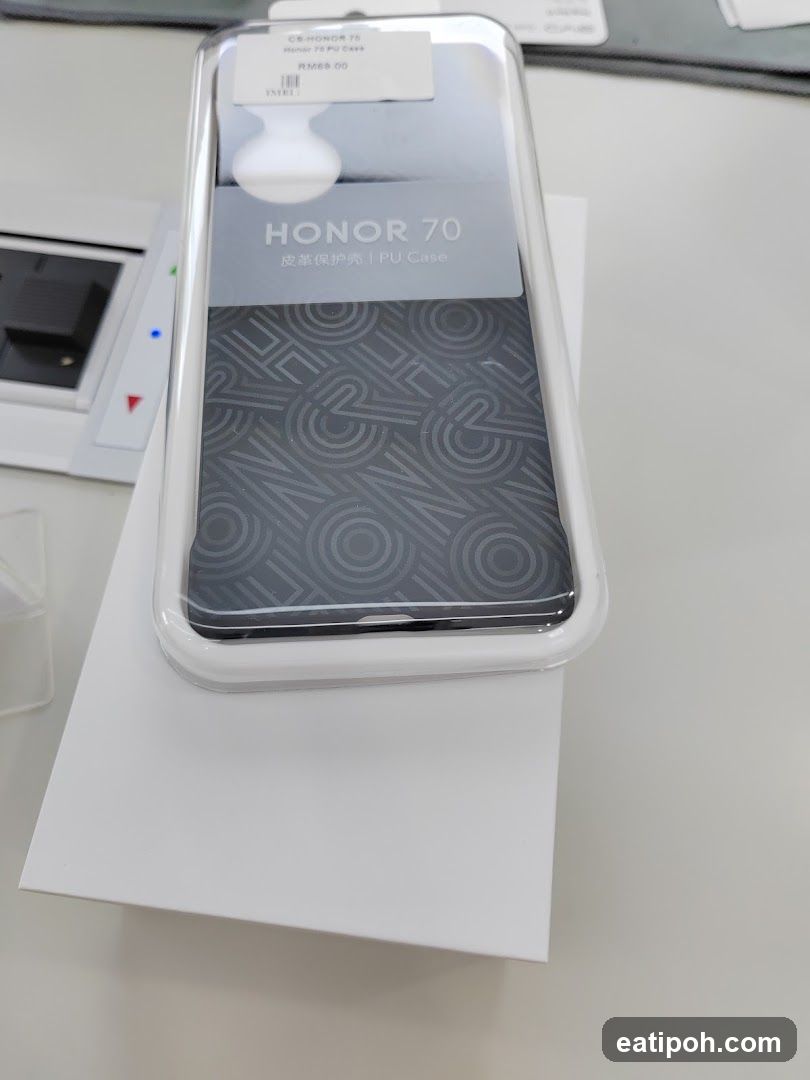 Honor 70 PU Case Packaging