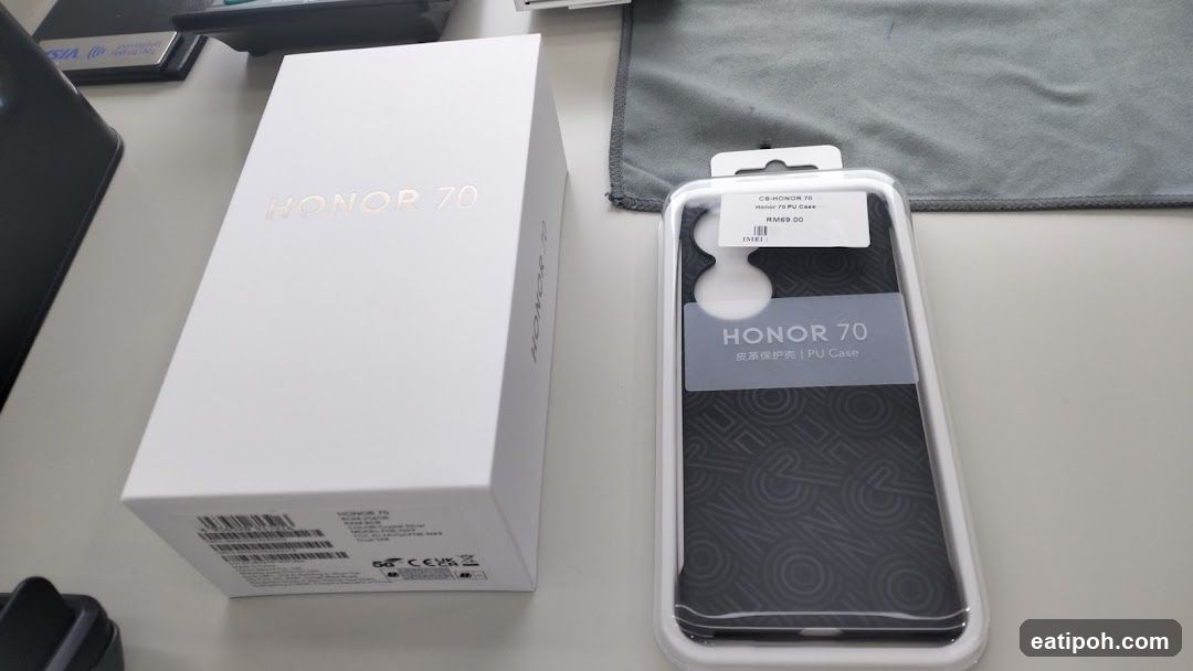Honor 70 Unboxing Items