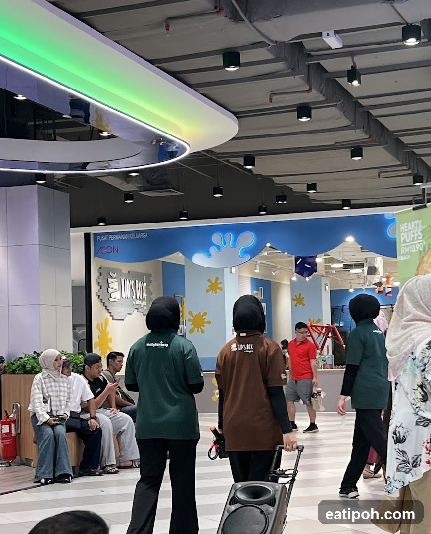 AEON Mall Interior