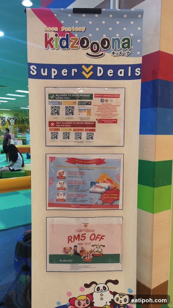 Kidzooona Super Deals Signage