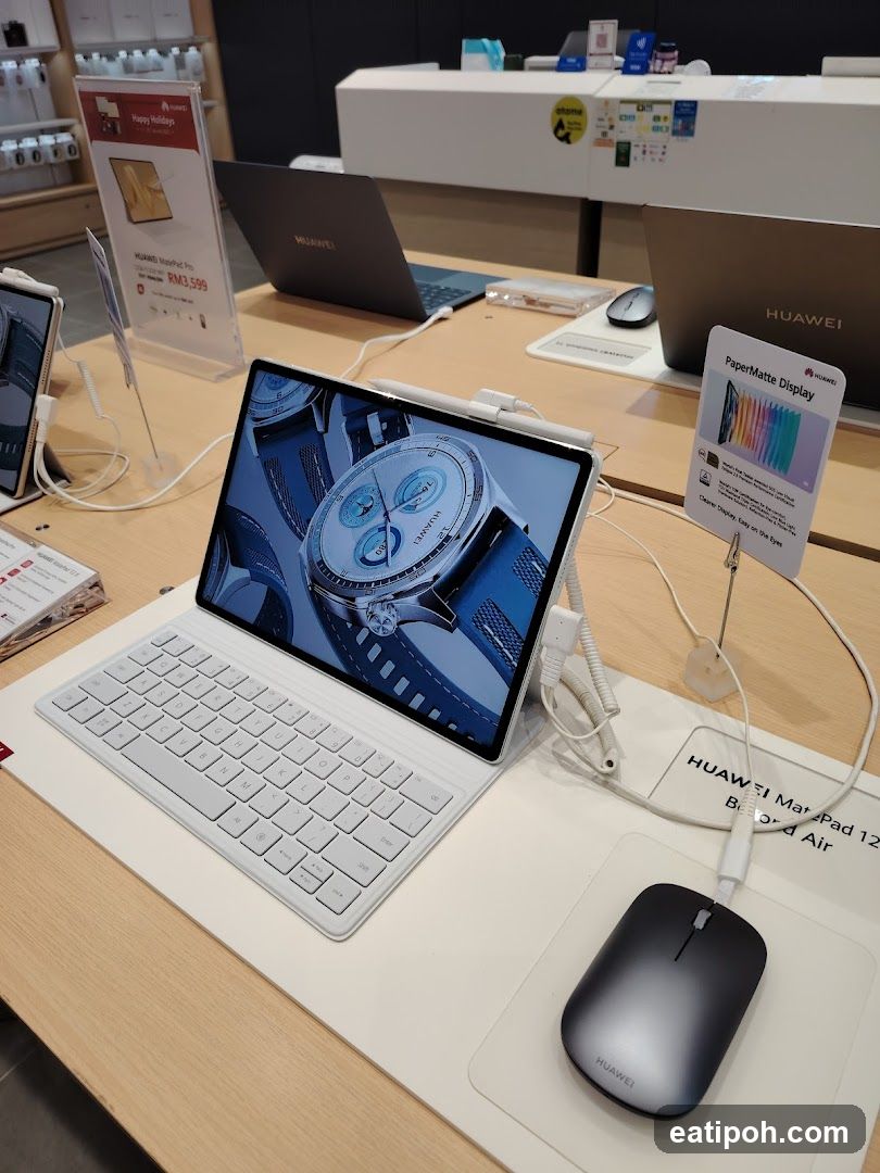 Huawei Store Display