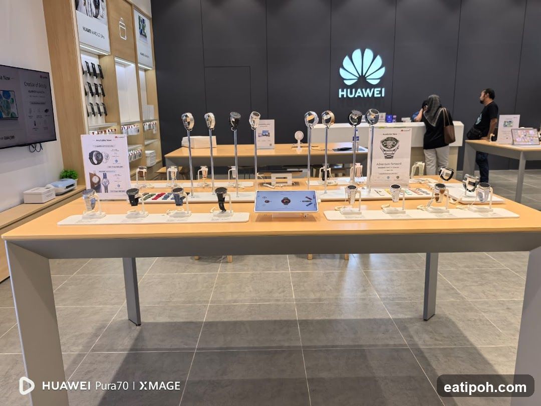 Huawei Store Interior