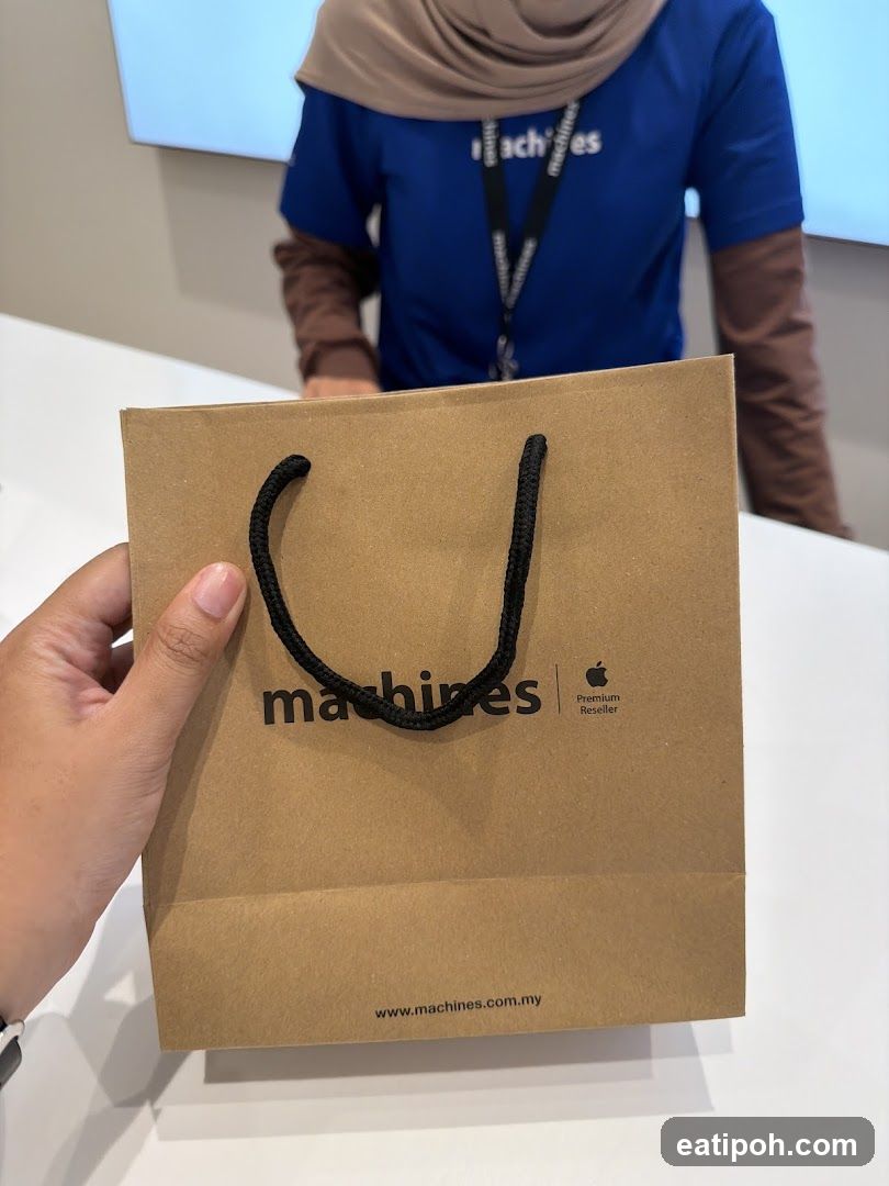 Apple Premium Reseller Bag
