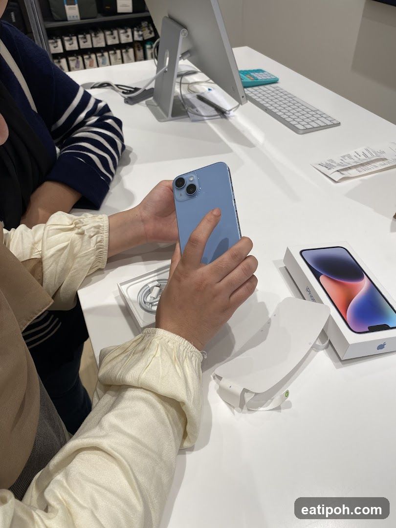 Apple Store Interior