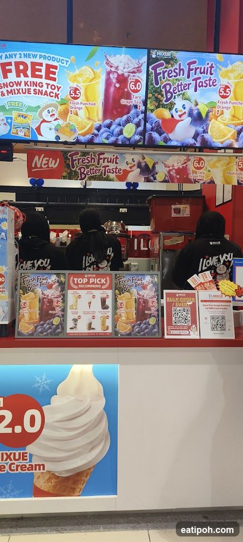 Mixue Beverage Counter