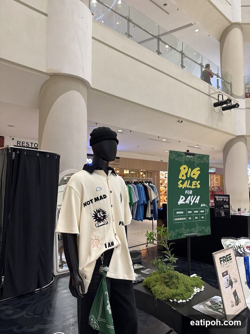 Retail Display in Mall