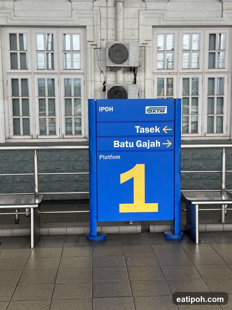 KTM Station Platform Signage