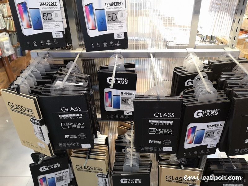 Tempered Glass Screen Protectors Display