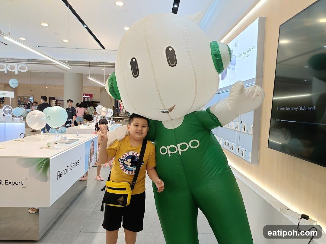 Oppo Store Interior