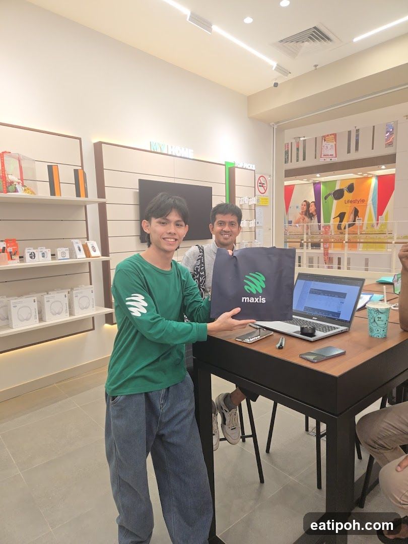 Inside Maxis Store