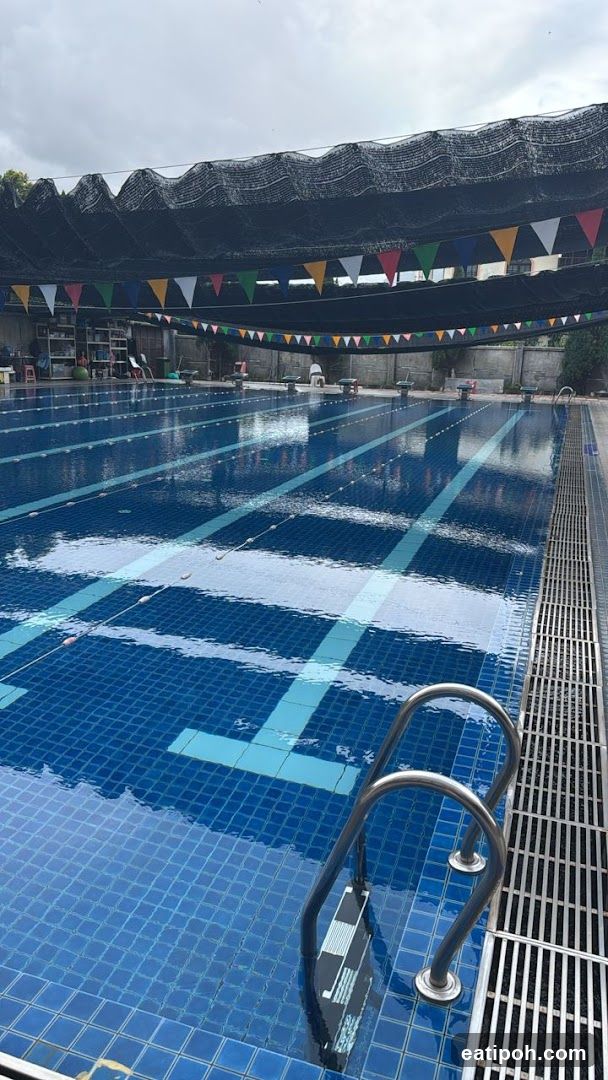 Outdoor Swimming Pool