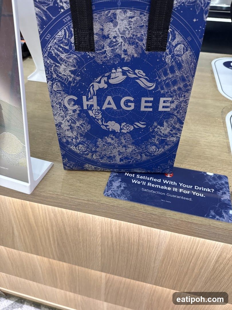 Chagee branded merchandise and satisfaction guarantee card