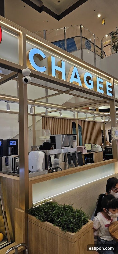 CHAGEE storefront interior view