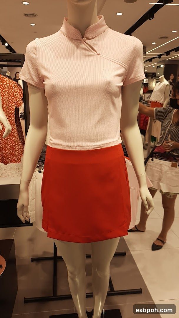 Mannequin Display in Retail Store