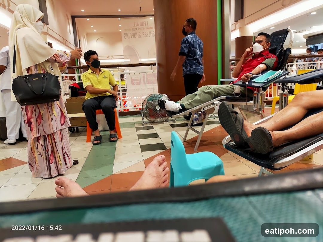Blood Donation Event in Shopping Mall