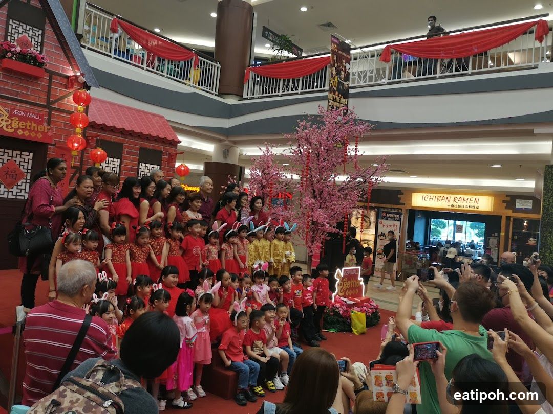 Shopping Mall Event