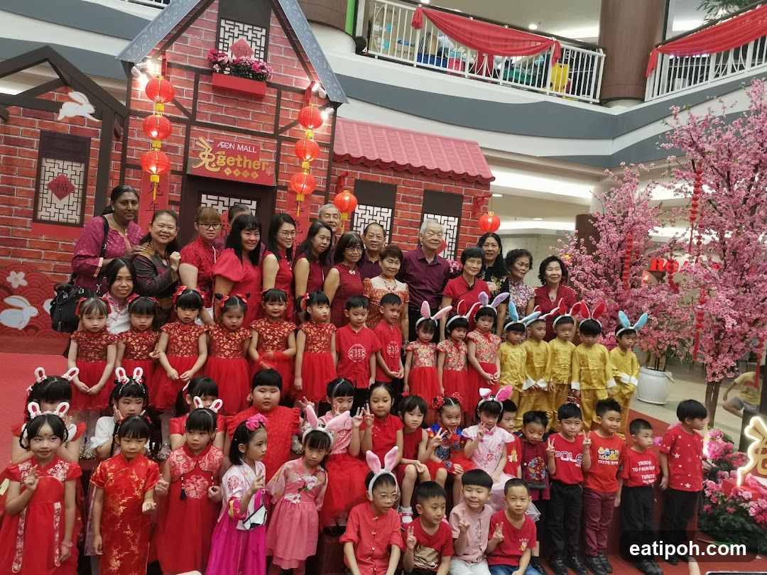 Group photo at Aeon Mall during festive event