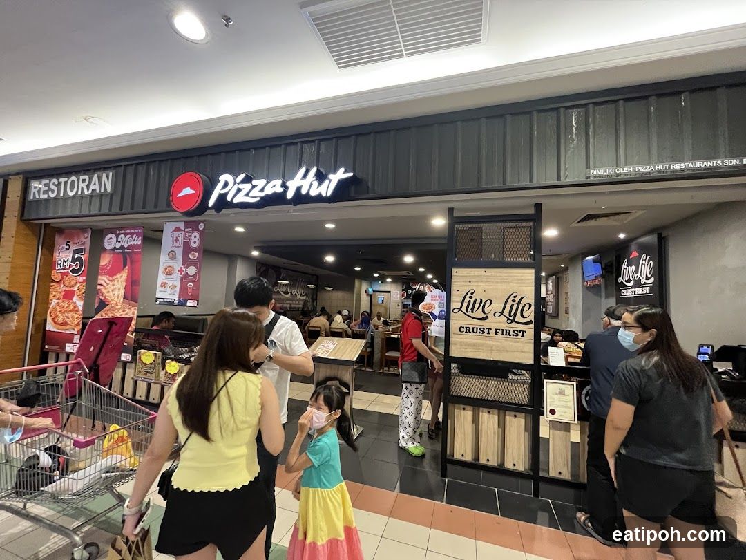Pizza Hut Restaurant
