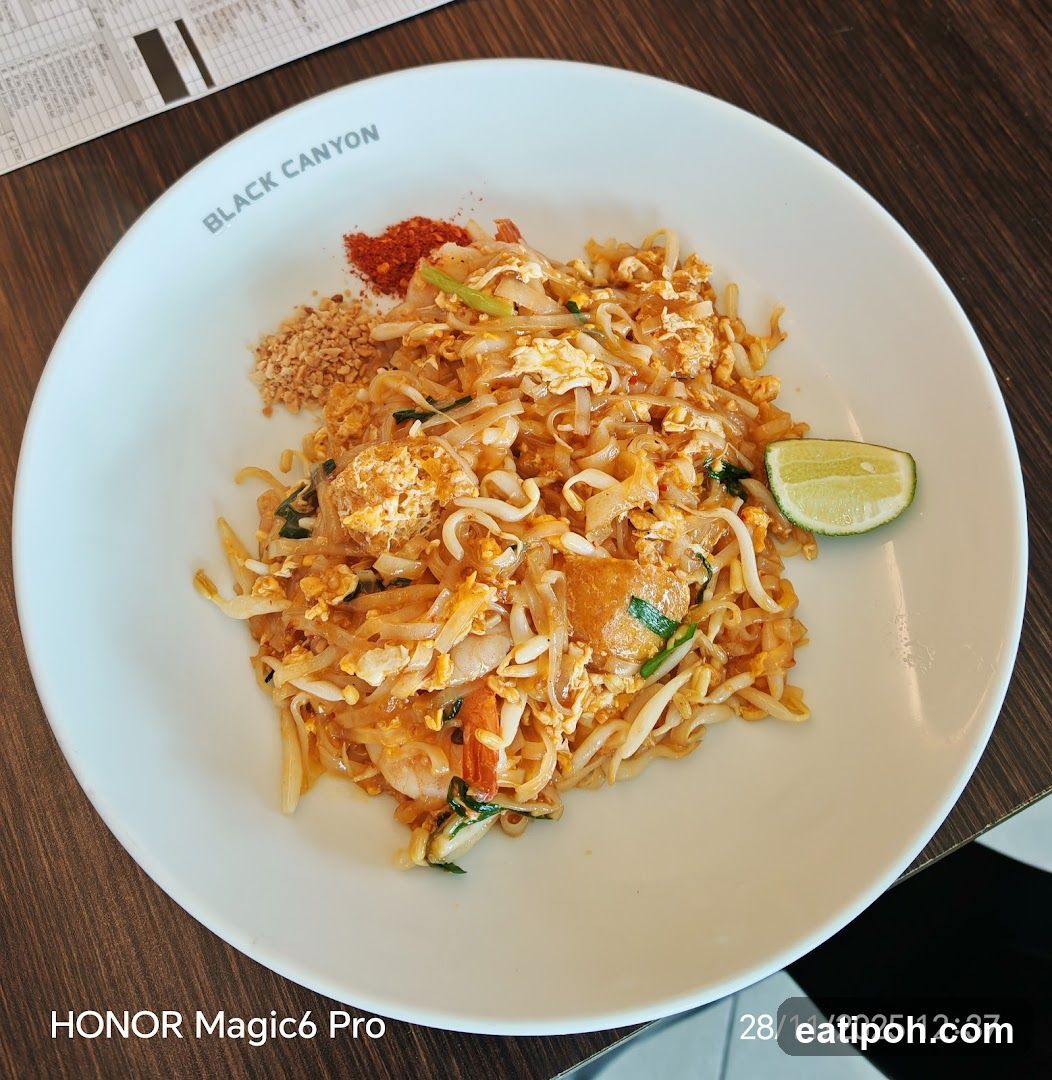 Pad Thai Dish