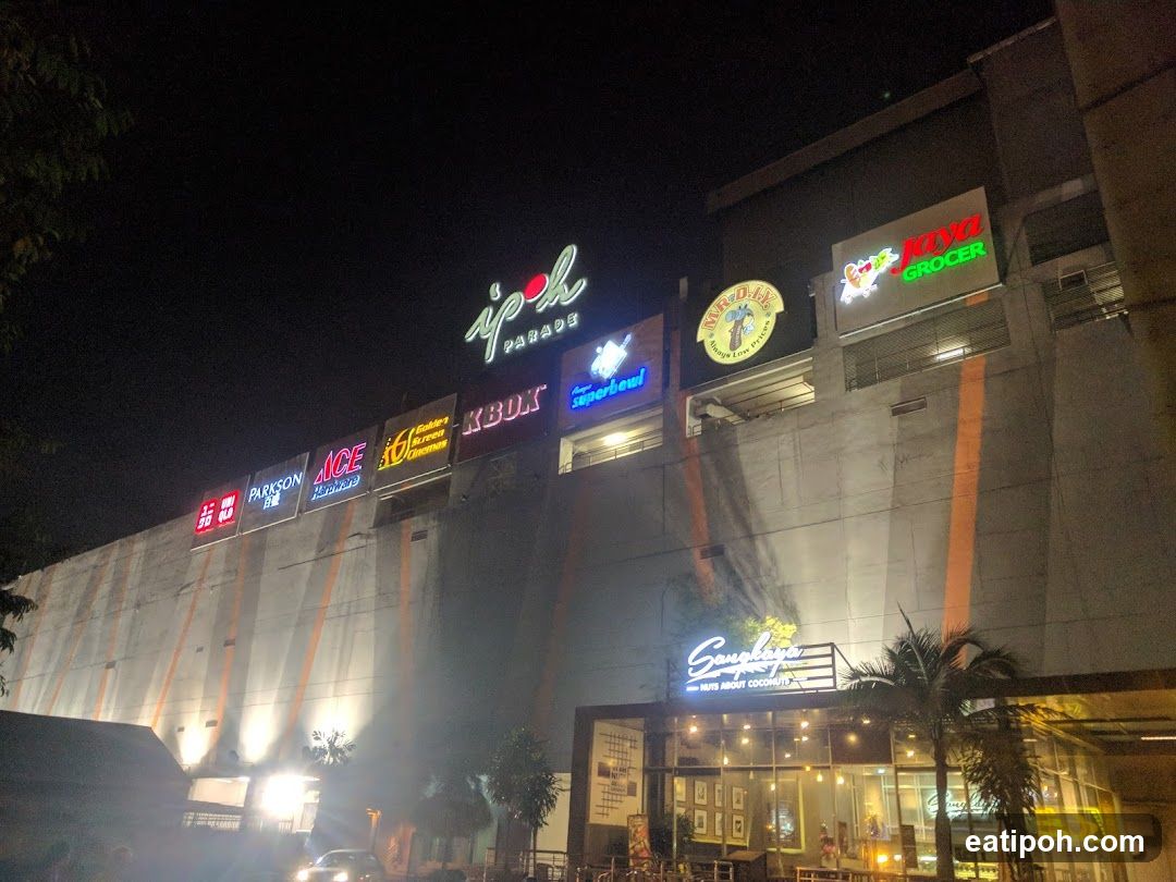 Ipoh Parade Shopping Complex at Night