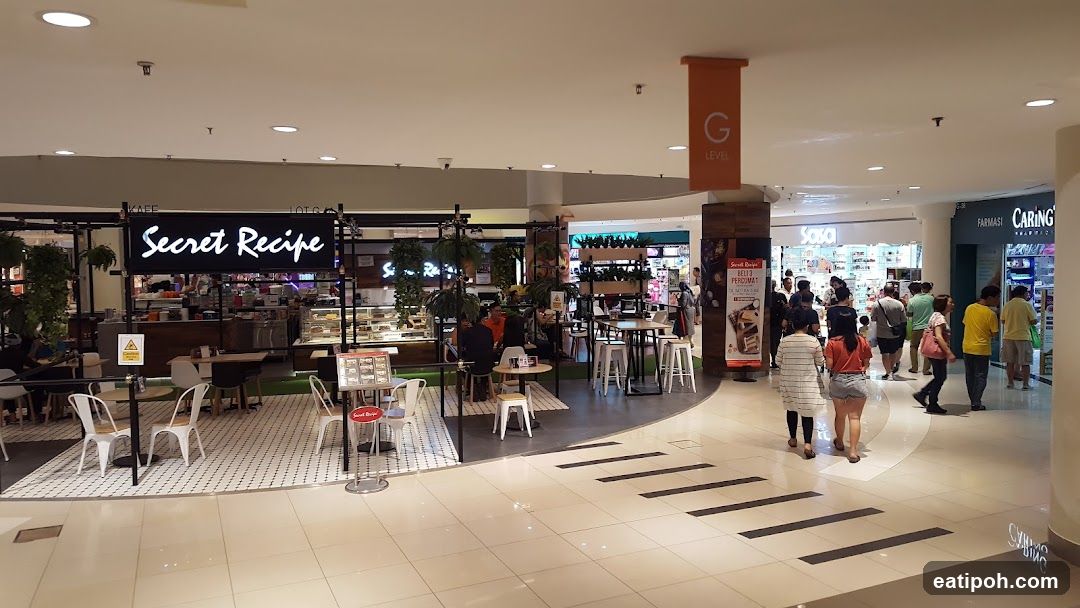 Shopping Mall Interior - Level G