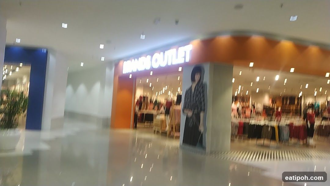 Brands Outlet Storefront