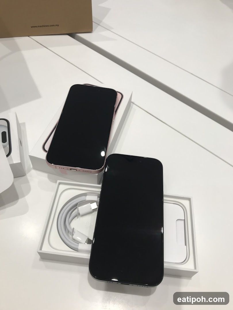 iPhone Unboxing Display