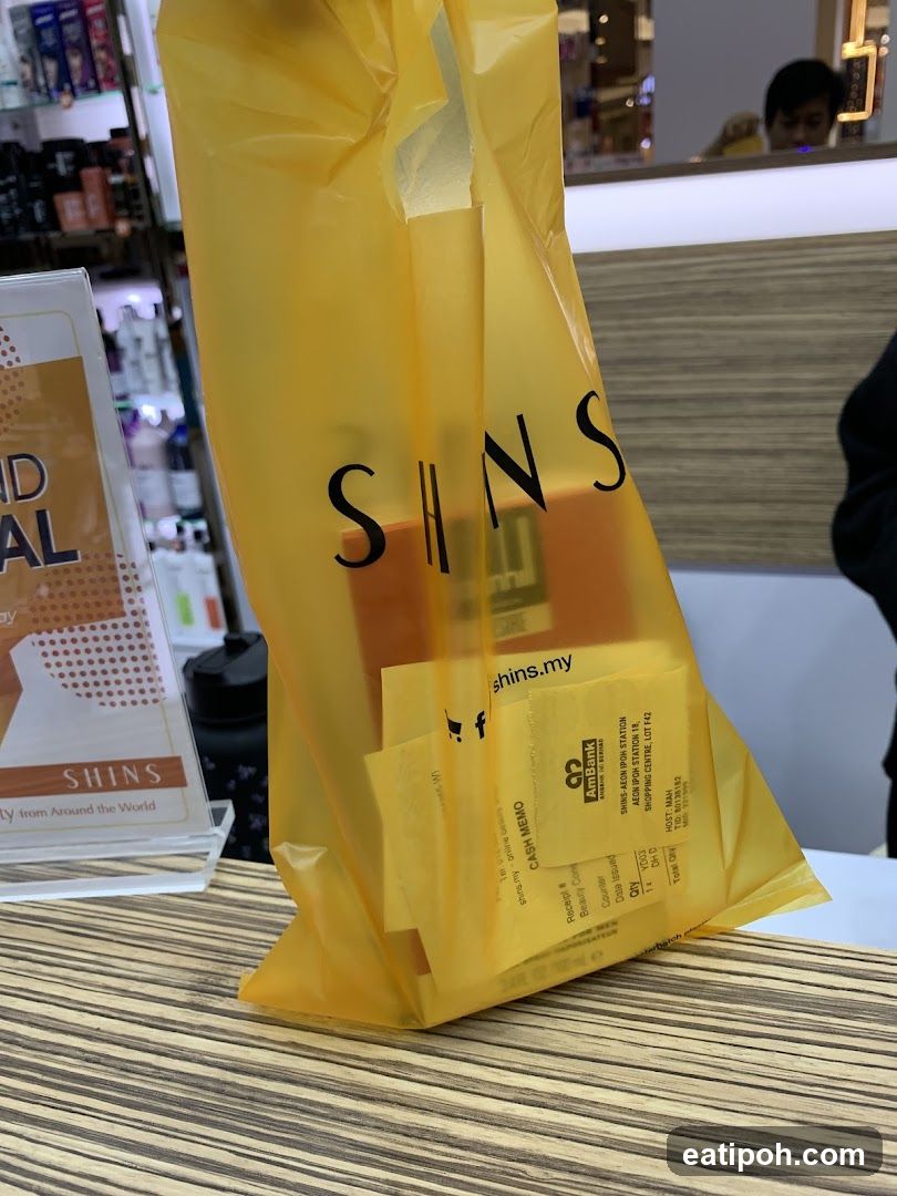 SHINS Store Interior