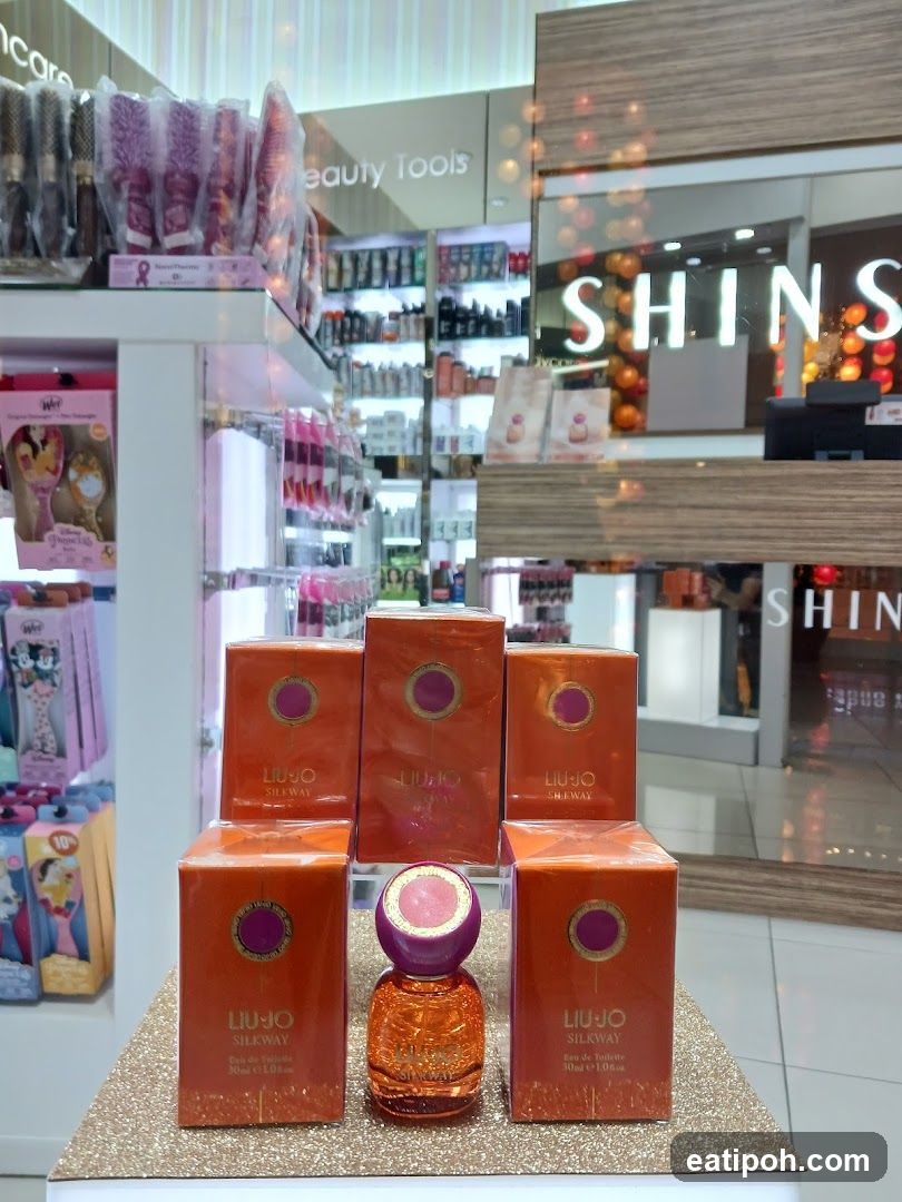 Liujo Silkway Perfume Display