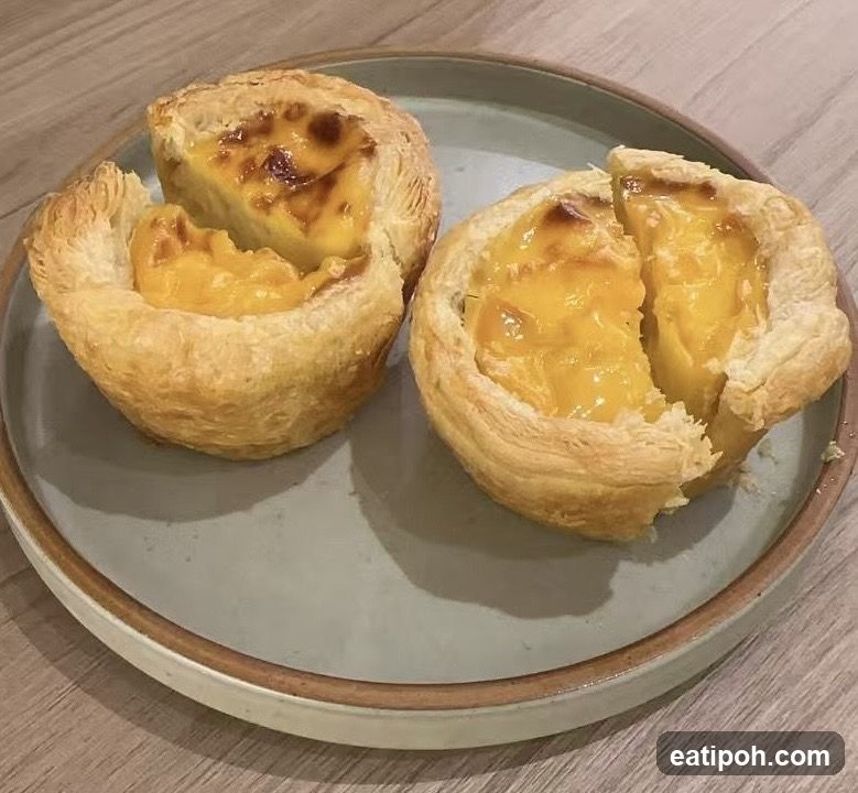 Egg tarts on plate