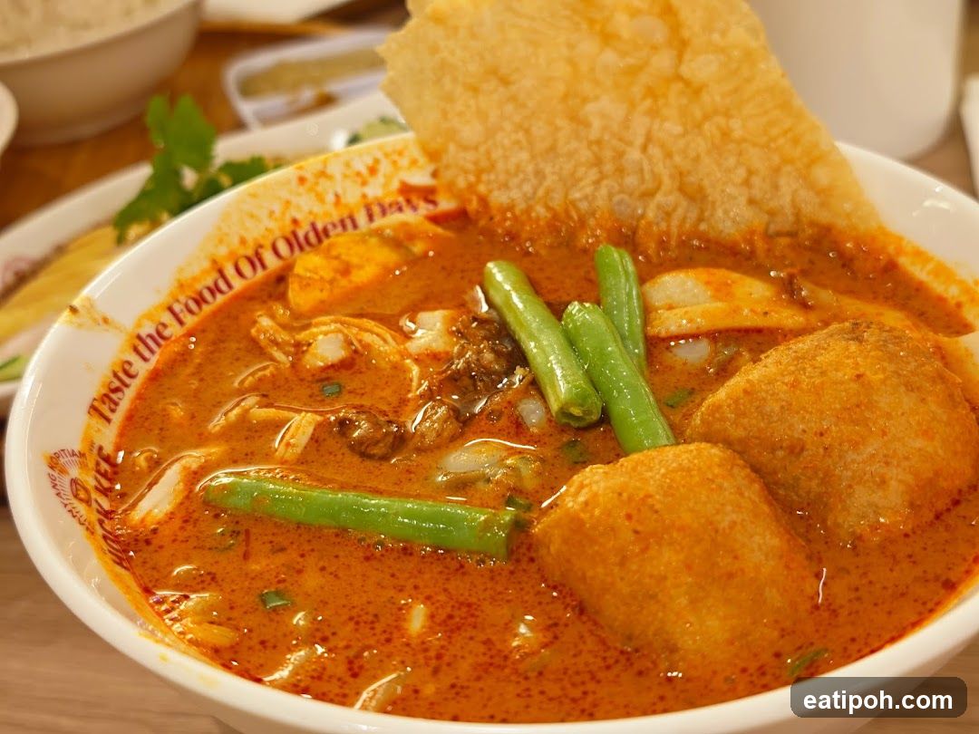 Curry Noodle Bowl with Fried Crisp
