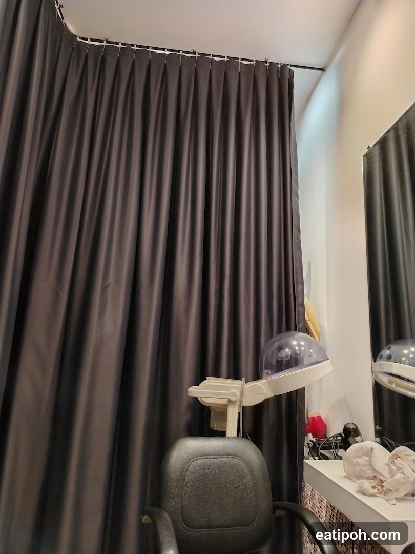 Interior Salon Room