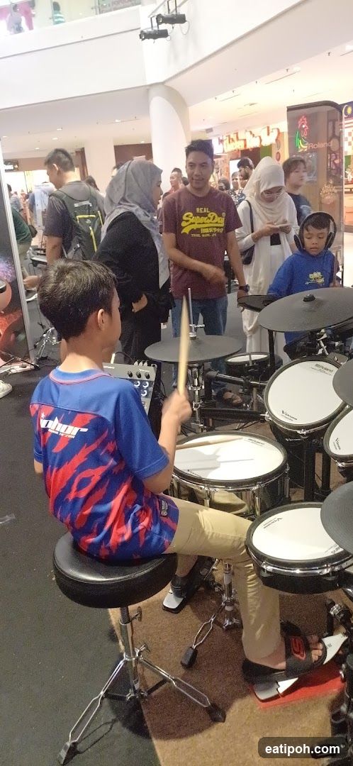 Drum Performance in Mall