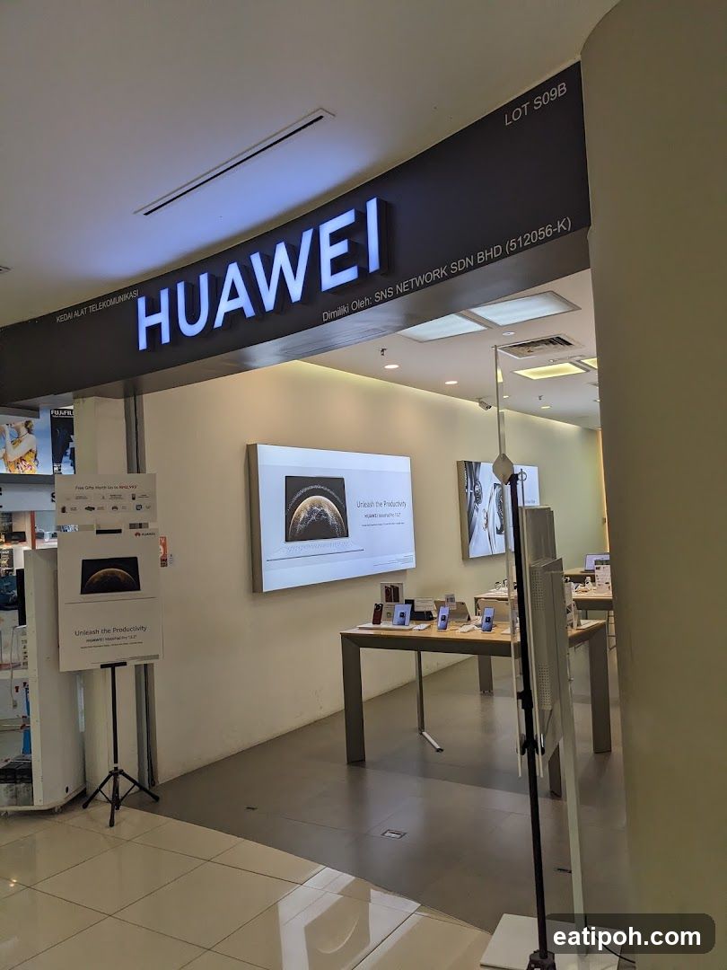 Huawei Store Interior