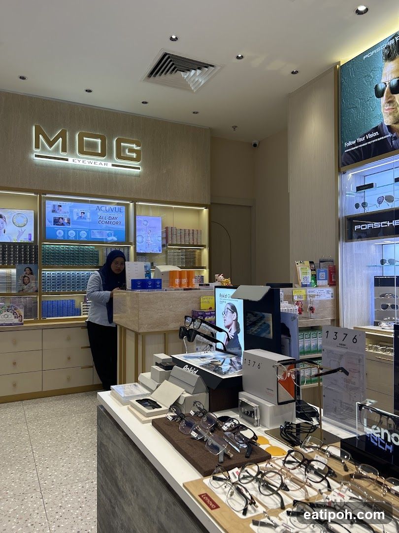 MOG Eyewear Store Interior