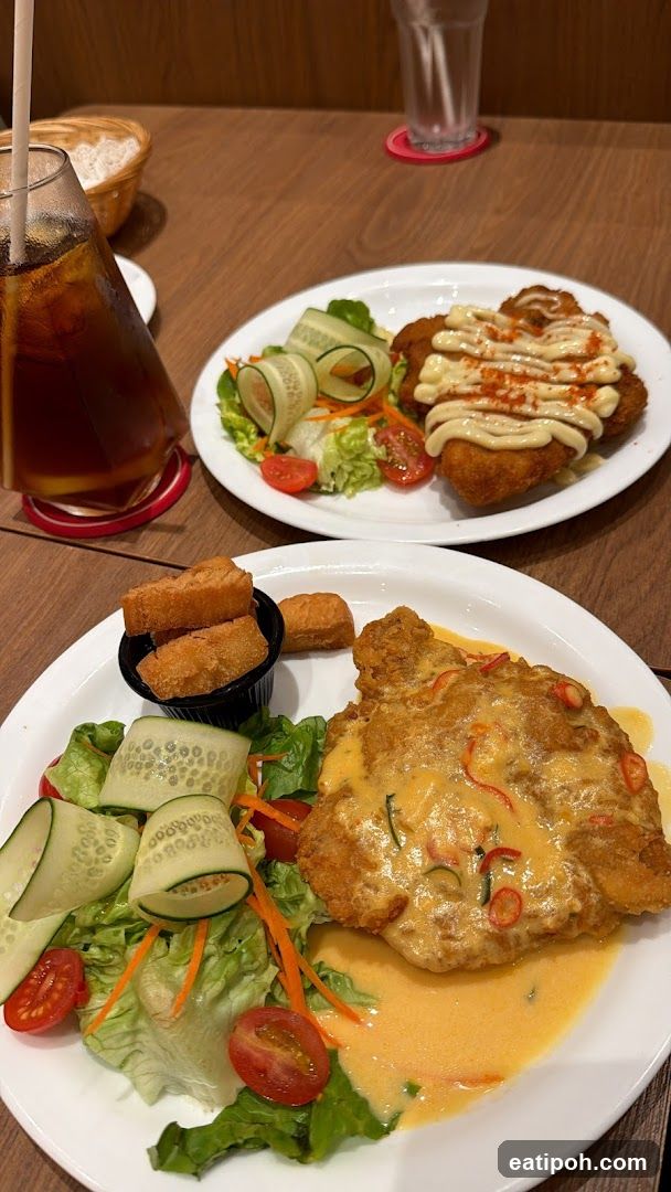 Restaurant Interior Dining Table
