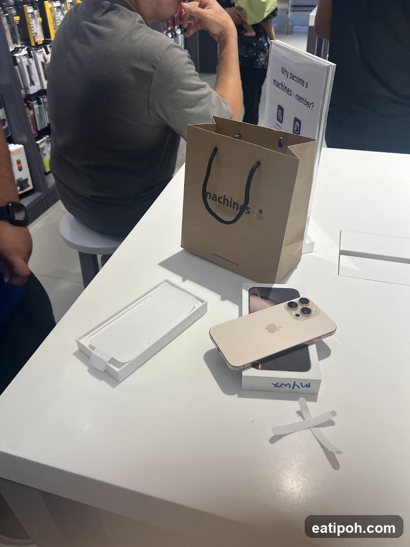 Apple iPhone unboxing
