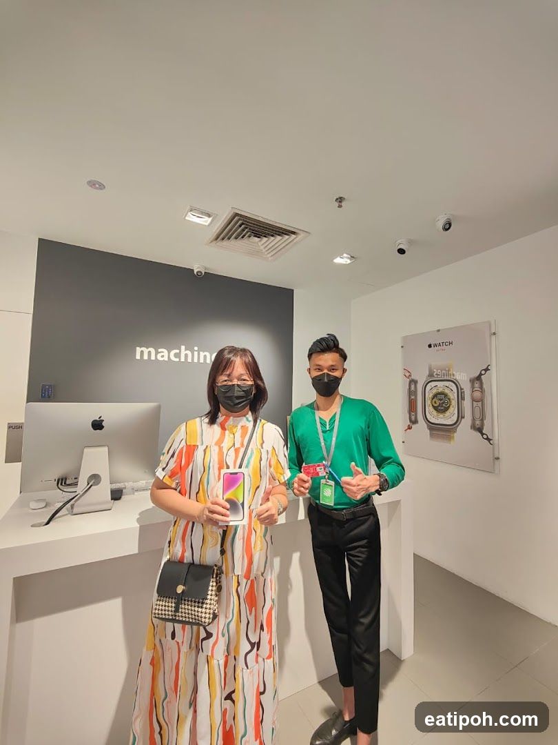Customer with New Phone