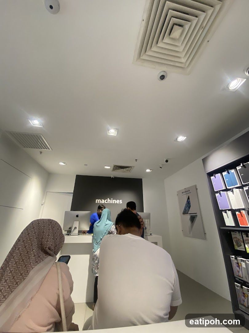 Apple Store Interior