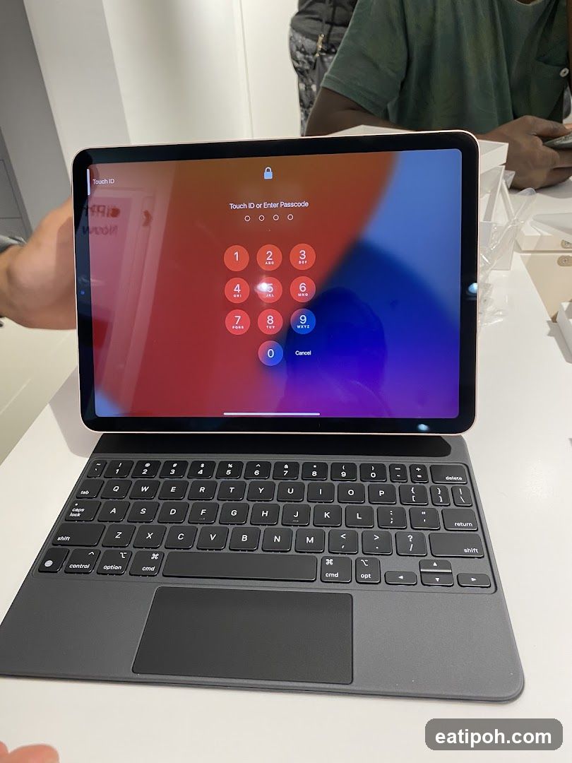 Tablet with Keyboard