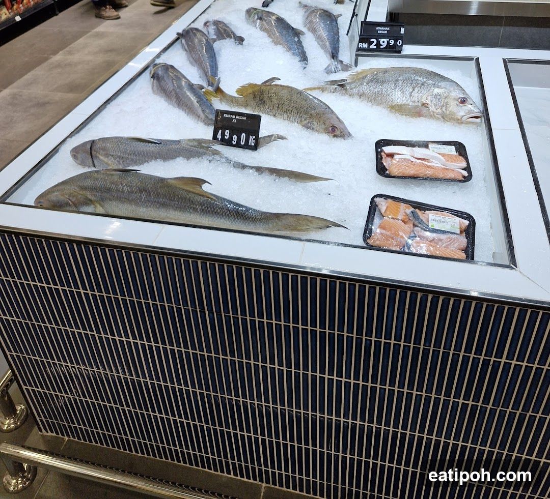 Fresh Fish Display