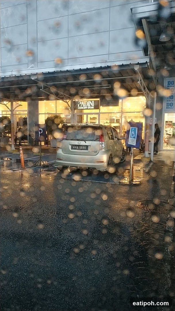 Padini Concept Store