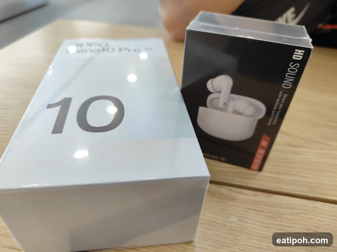 Oppo Reno10 Pro+ and Earbuds