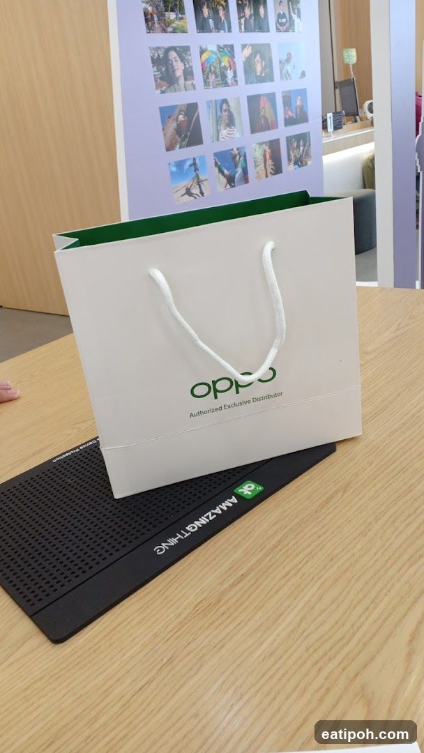 Oppo shopping bag