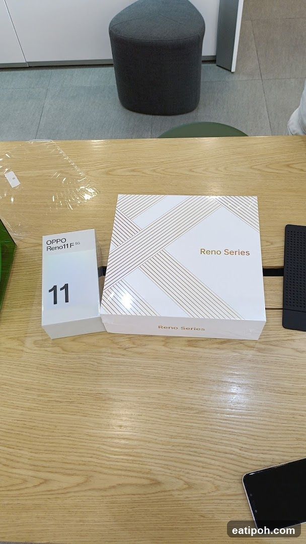 OPPO Reno Series Boxes